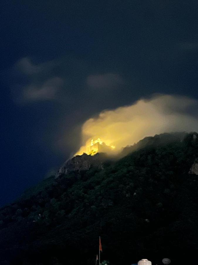 Hill Paradise Home Stay อุเดเปอร์ ภายนอก รูปภาพ