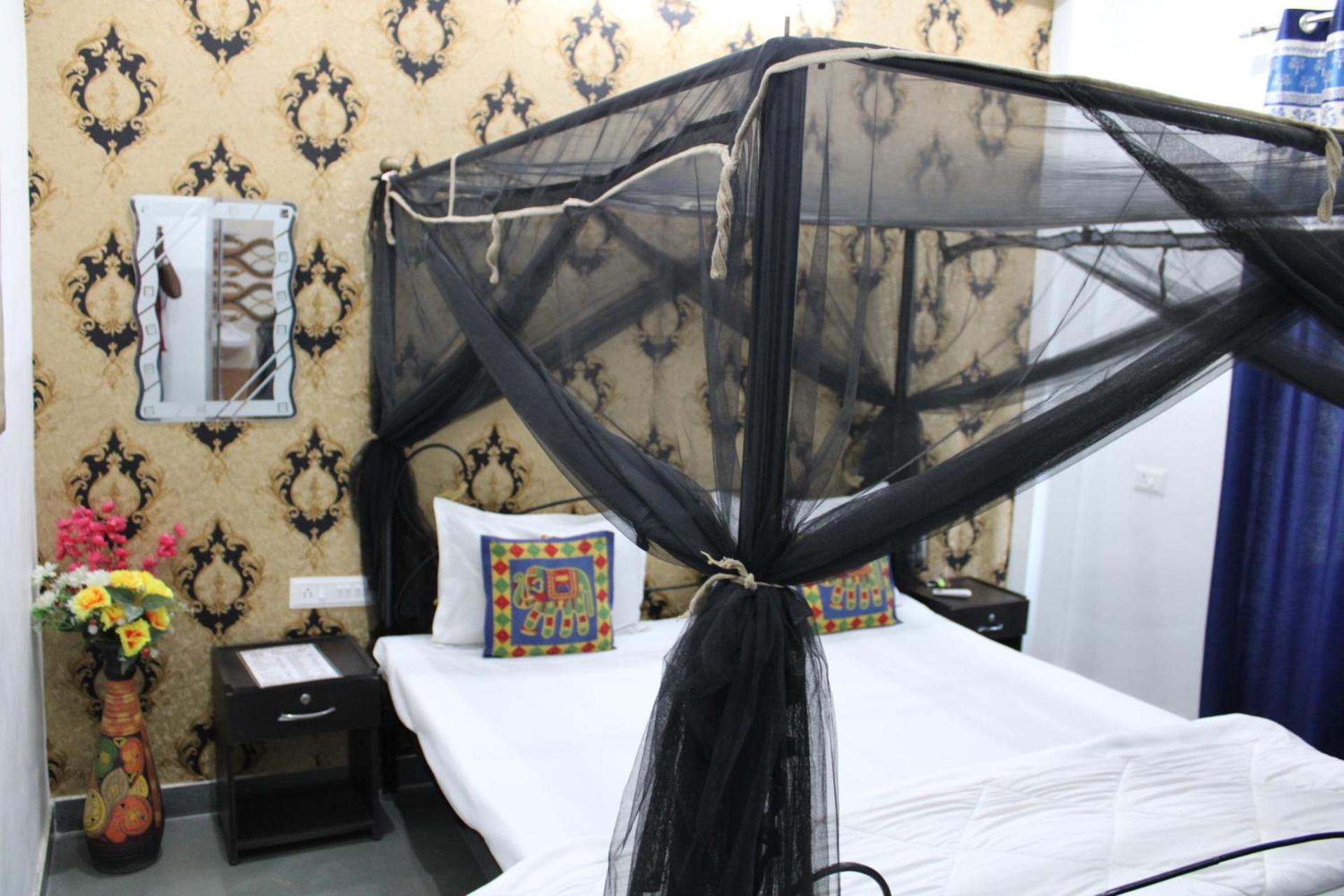 Hill Paradise Home Stay อุเดเปอร์ ภายนอก รูปภาพ